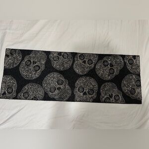 Beaded table runner Halloween